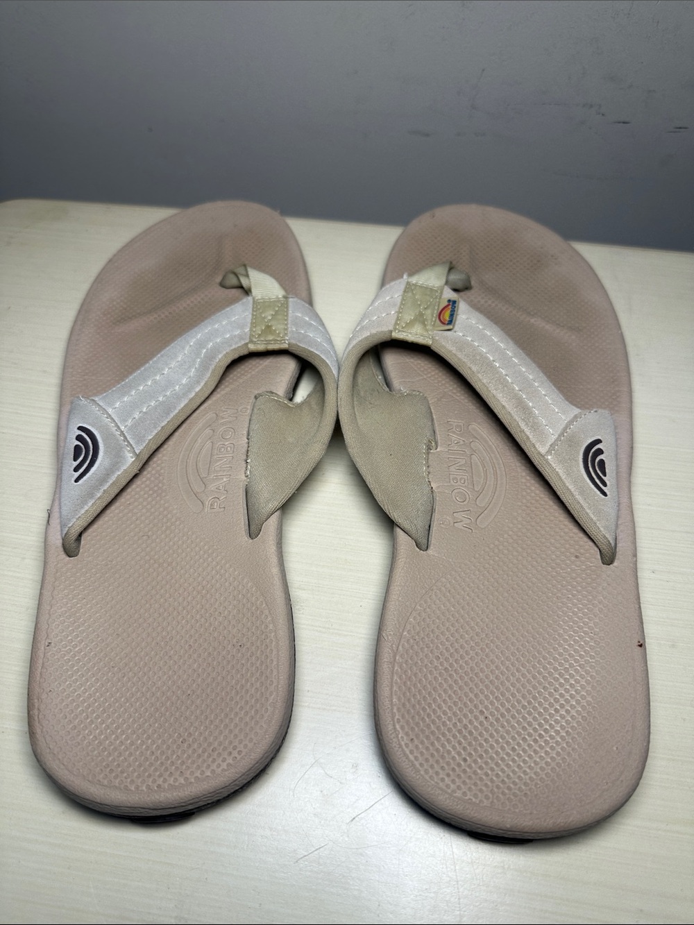Rainbow Women’s Beige light tan Dual-Tone Comfort Flip Flops - Picture 2 of 7